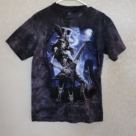 The Mountain skeleton guitar Tye dye t-shirt size Medium - Picture 1 of 5